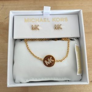 NWT- MICHAEL  KORS GOLD-TONE CRYSTAL BRACELET MK EARRING SET